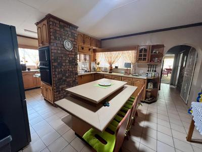 House For Sale in Casseldale, Springs