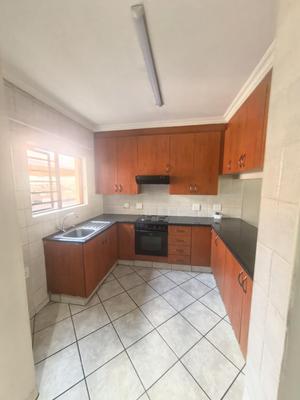 Apartment / Flat For Sale in Kenleaf, Brakpan